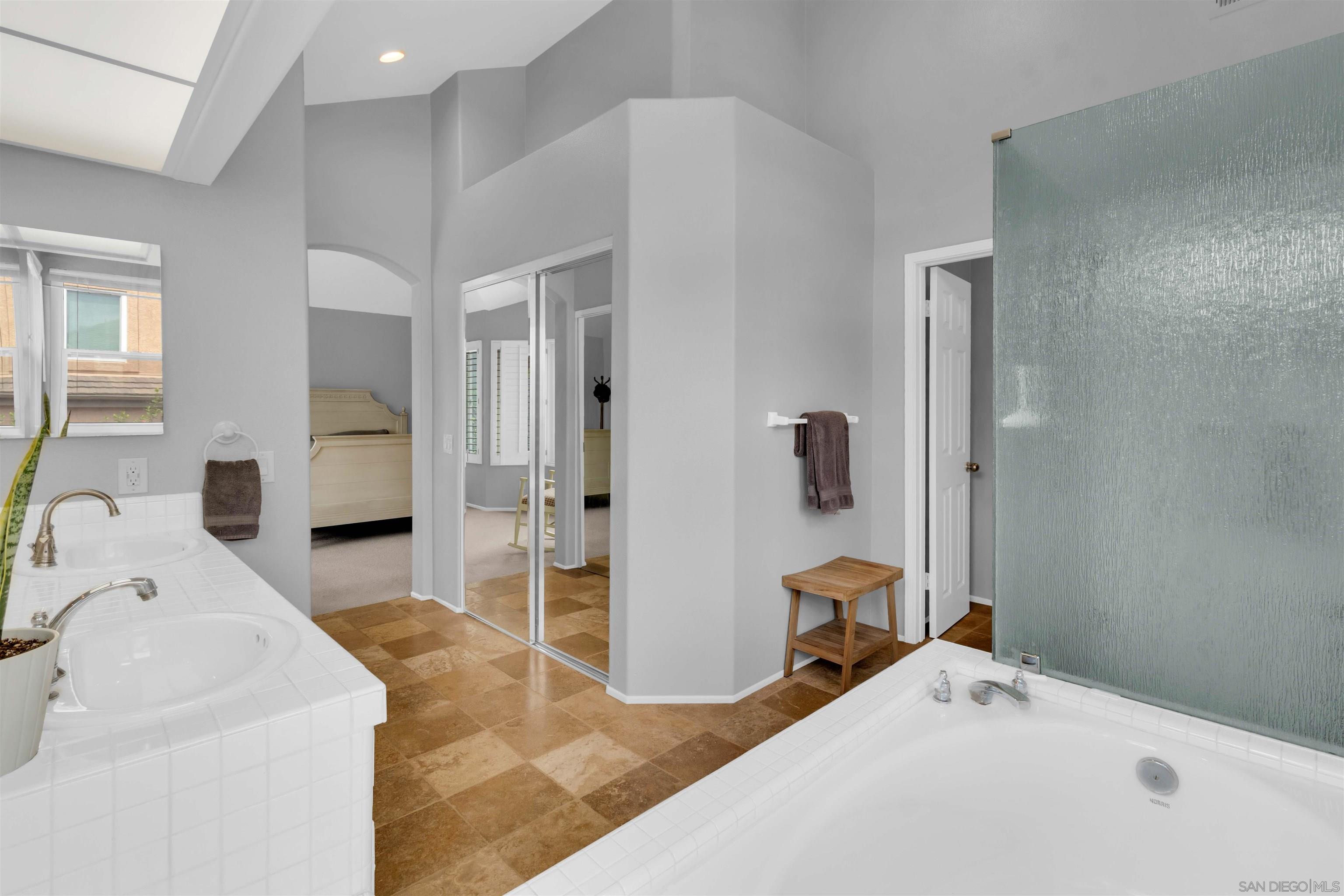 Detail Gallery Image 25 of 35 For 13867  Lewiston Street, San Diego,  CA 92128 - 3 Beds | 2/1 Baths