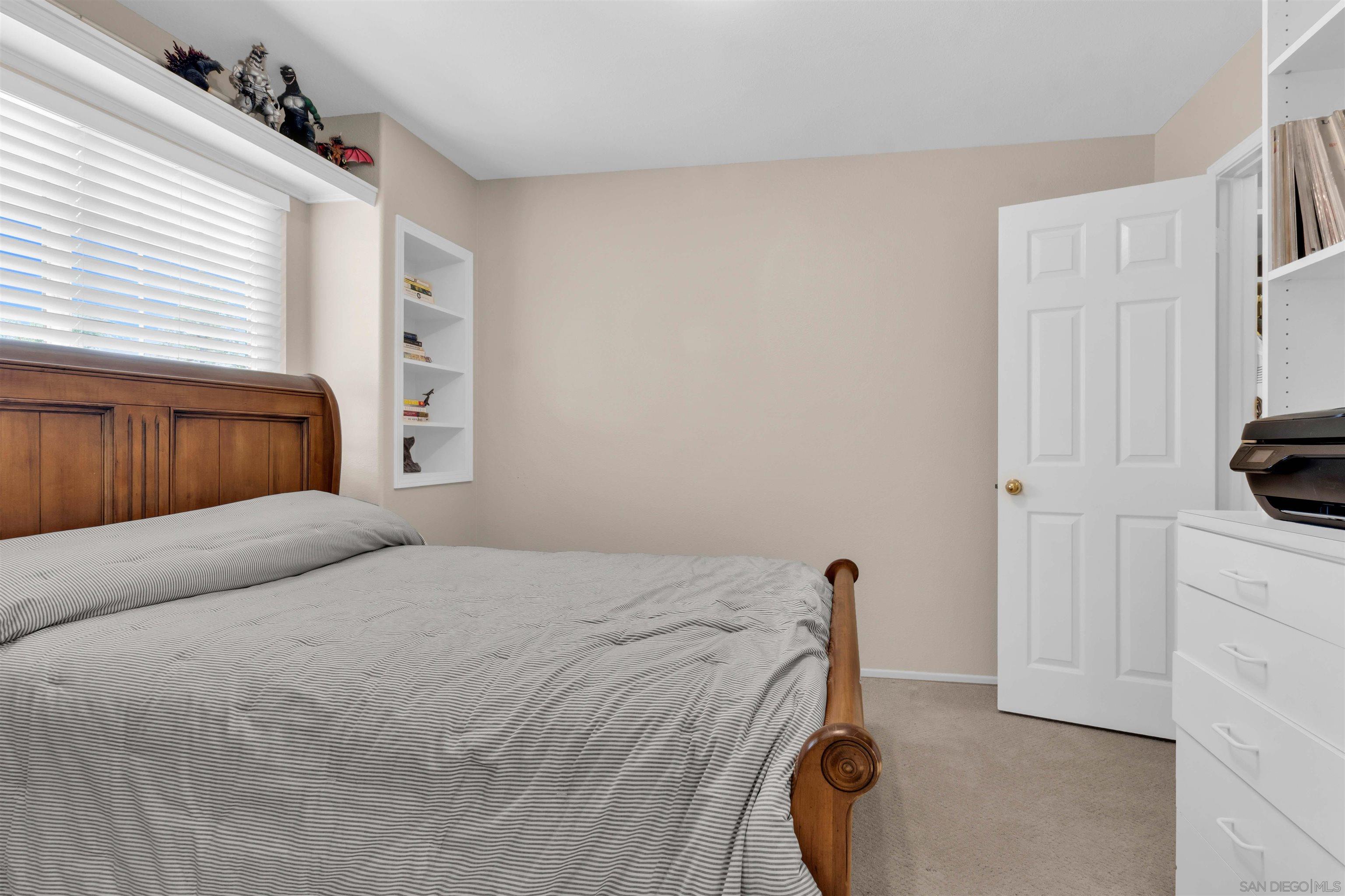 Detail Gallery Image 28 of 35 For 13867  Lewiston Street, San Diego,  CA 92128 - 3 Beds | 2/1 Baths