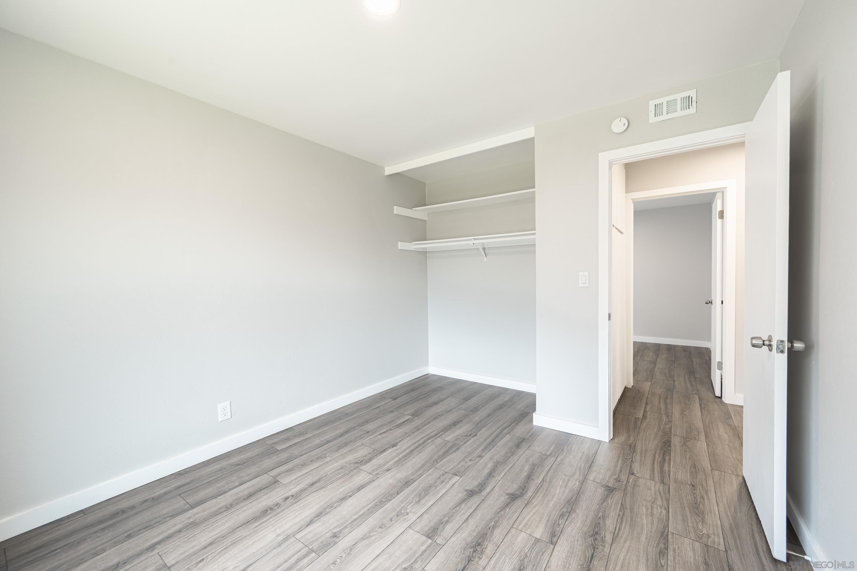 Detail Gallery Image 14 of 23 For 8748  Aquarius Dr, San Diego,  CA 92126 - 3 Beds | 2 Baths