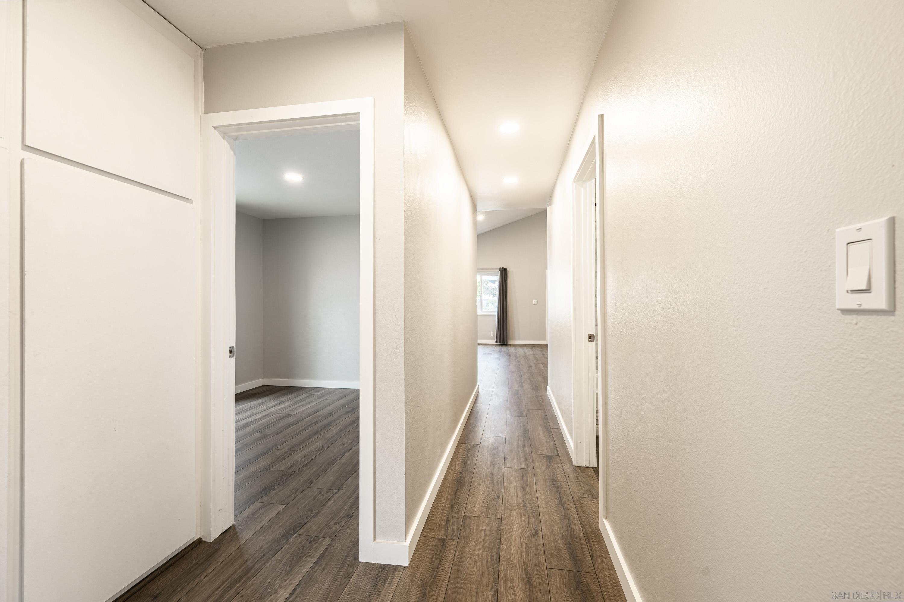 Detail Gallery Image 9 of 23 For 8748  Aquarius Dr, San Diego,  CA 92126 - 3 Beds | 2 Baths