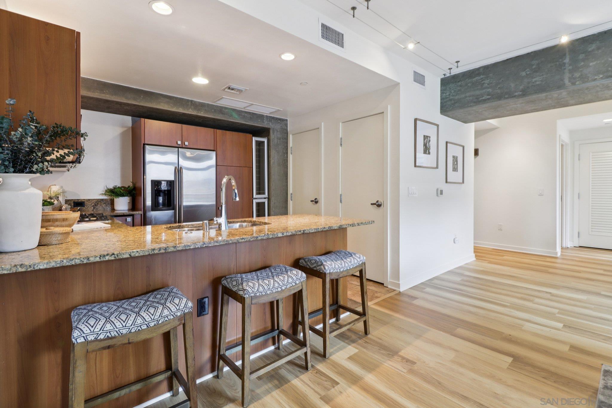 Detail Gallery Image 16 of 64 For 800  the Mark Lane  #607,  San Diego,  CA 92101 - 2 Beds | 2 Baths