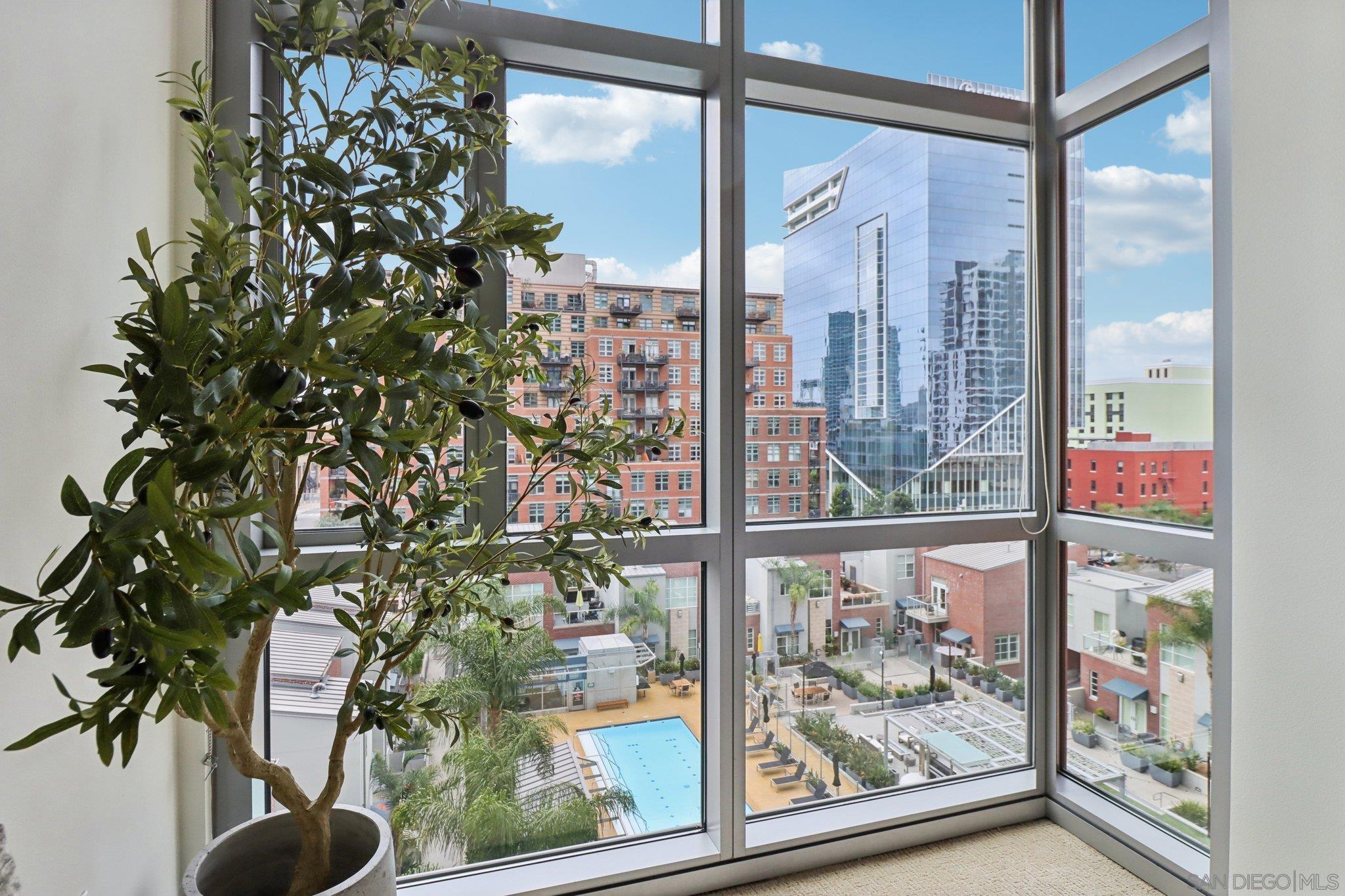 Detail Gallery Image 34 of 64 For 800  the Mark Lane  #607,  San Diego,  CA 92101 - 2 Beds | 2 Baths