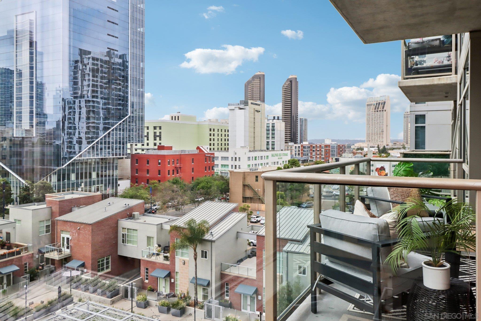 Detail Gallery Image 36 of 64 For 800  the Mark Lane  #607,  San Diego,  CA 92101 - 2 Beds | 2 Baths