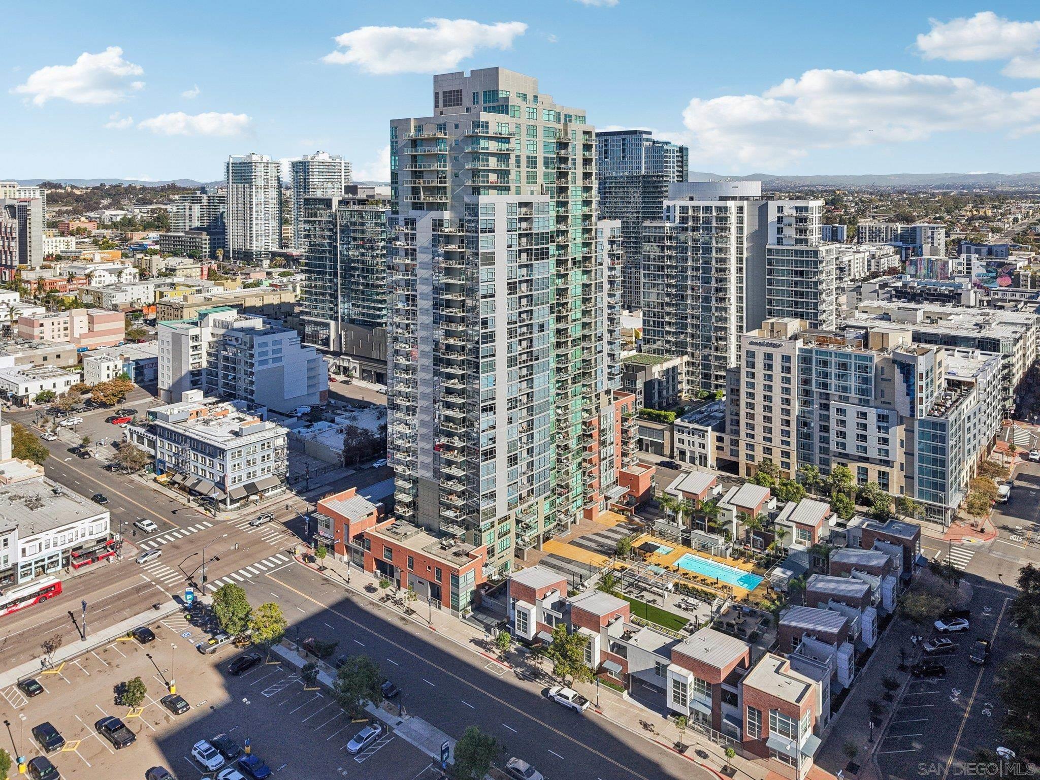 Detail Gallery Image 52 of 64 For 800  the Mark Lane  #607,  San Diego,  CA 92101 - 2 Beds | 2 Baths