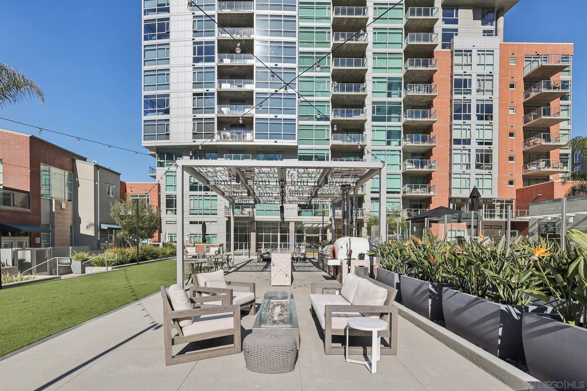 Detail Gallery Image 56 of 64 For 800  the Mark Lane  #607,  San Diego,  CA 92101 - 2 Beds | 2 Baths