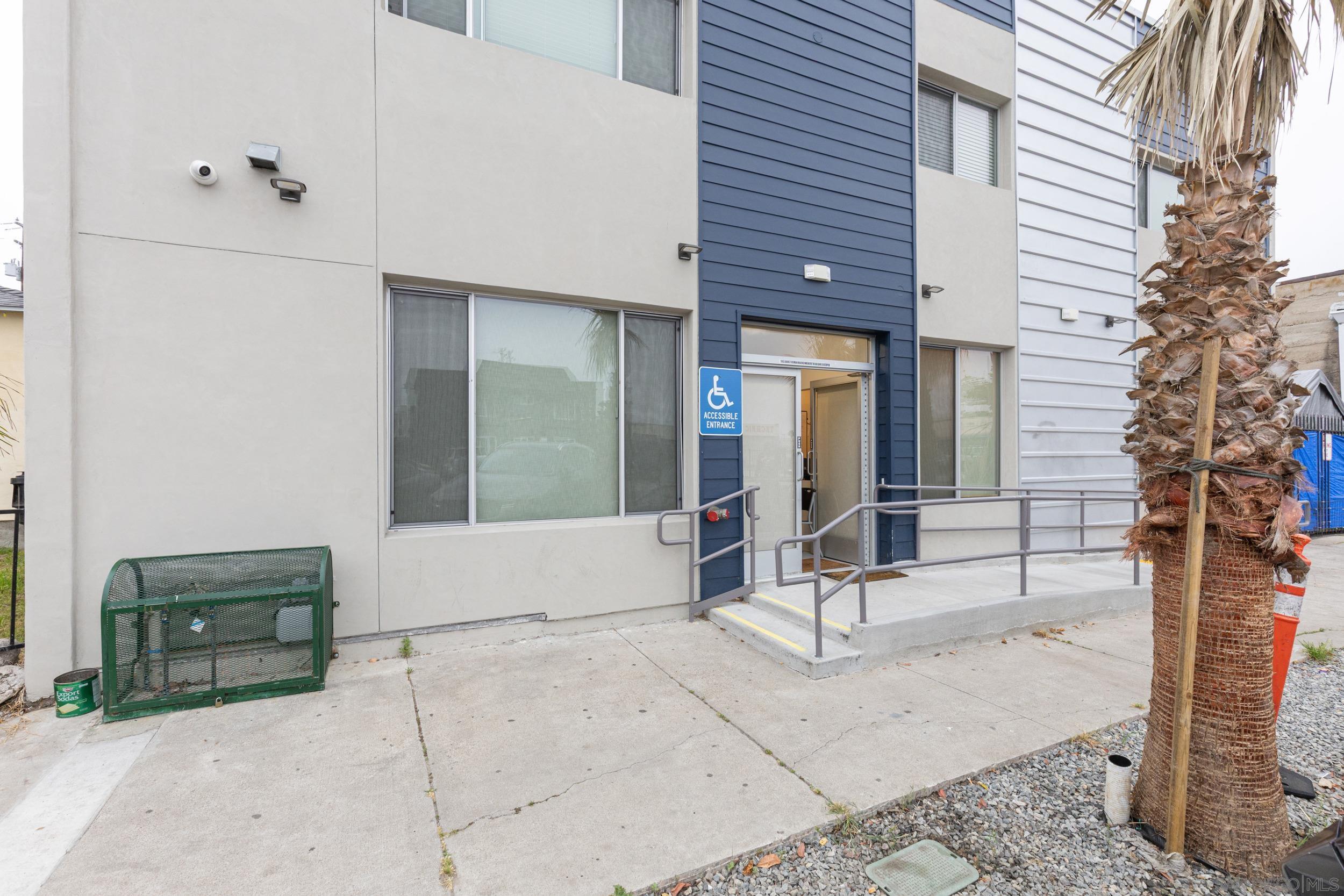 Detail Gallery Image 14 of 20 For 4017  42nd St, San Diego,  CA 92105 - – Beds | – Baths