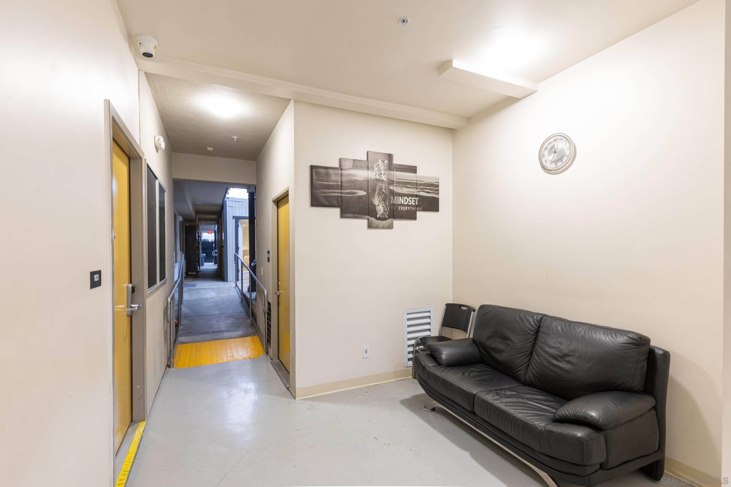 Detail Gallery Image 5 of 20 For 4017  42nd St, San Diego,  CA 92105 - – Beds | – Baths