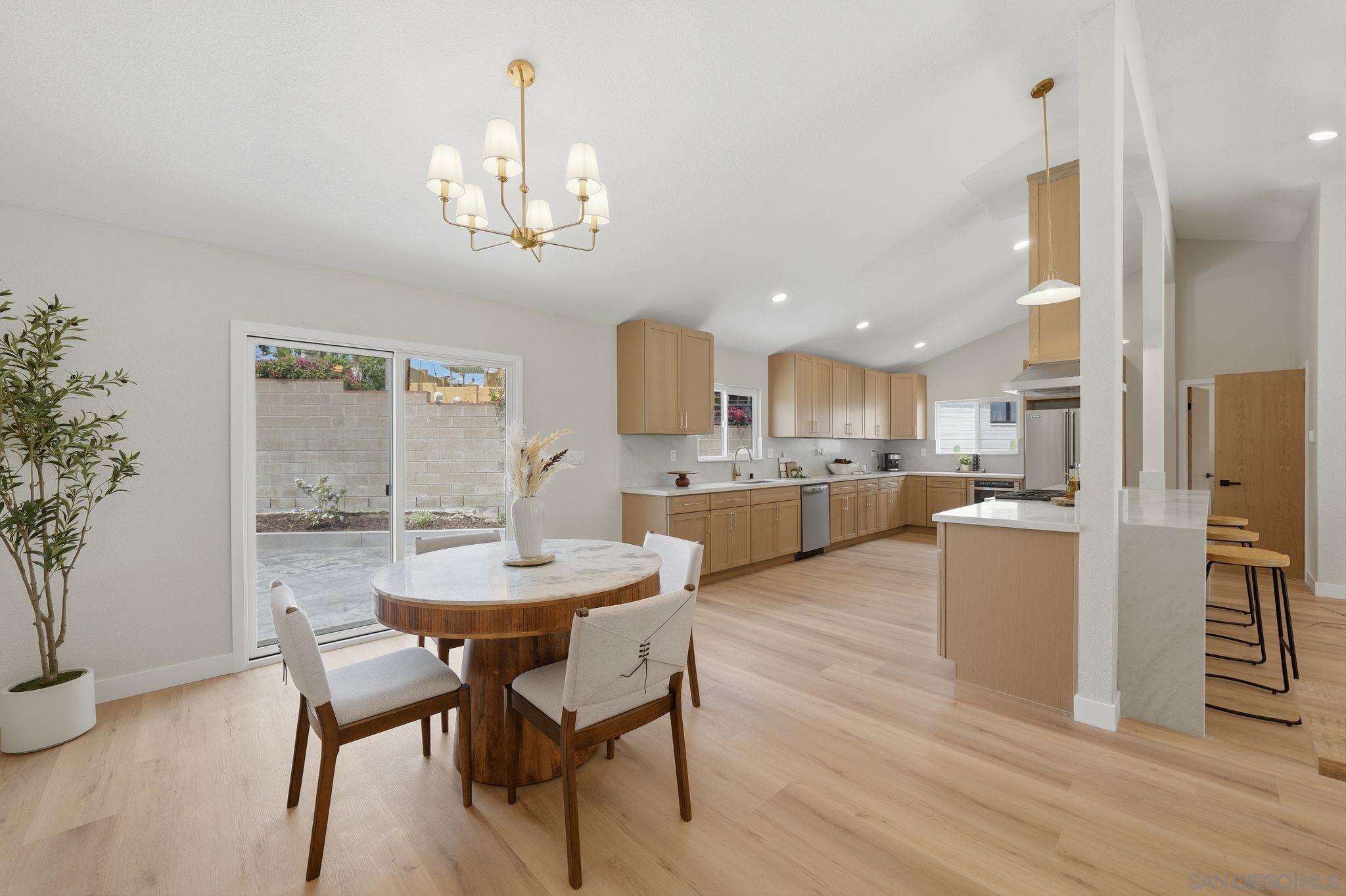 Detail Gallery Image 17 of 46 For 3344  Goldfinch St, San Diego,  CA 92103 - 3 Beds | 2/1 Baths