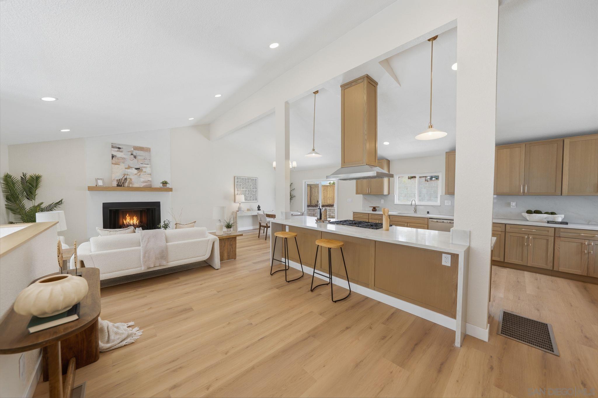 Detail Gallery Image 10 of 46 For 3344  Goldfinch St, San Diego,  CA 92103 - 3 Beds | 2/1 Baths