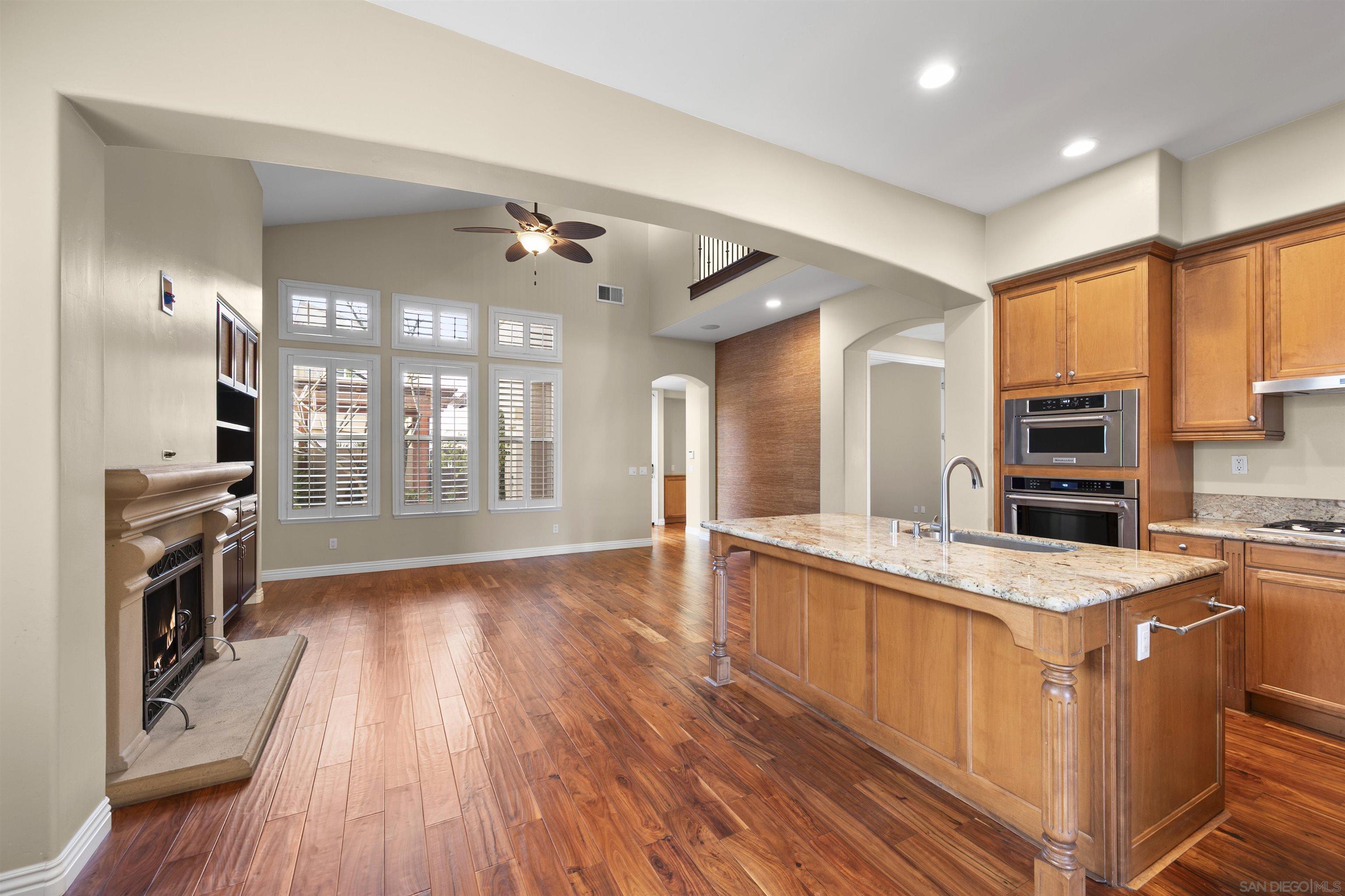 Detail Gallery Image 20 of 54 For 2873 W Bainbridge Rd., San Diego,  CA 92106 - 4 Beds | 3 Baths