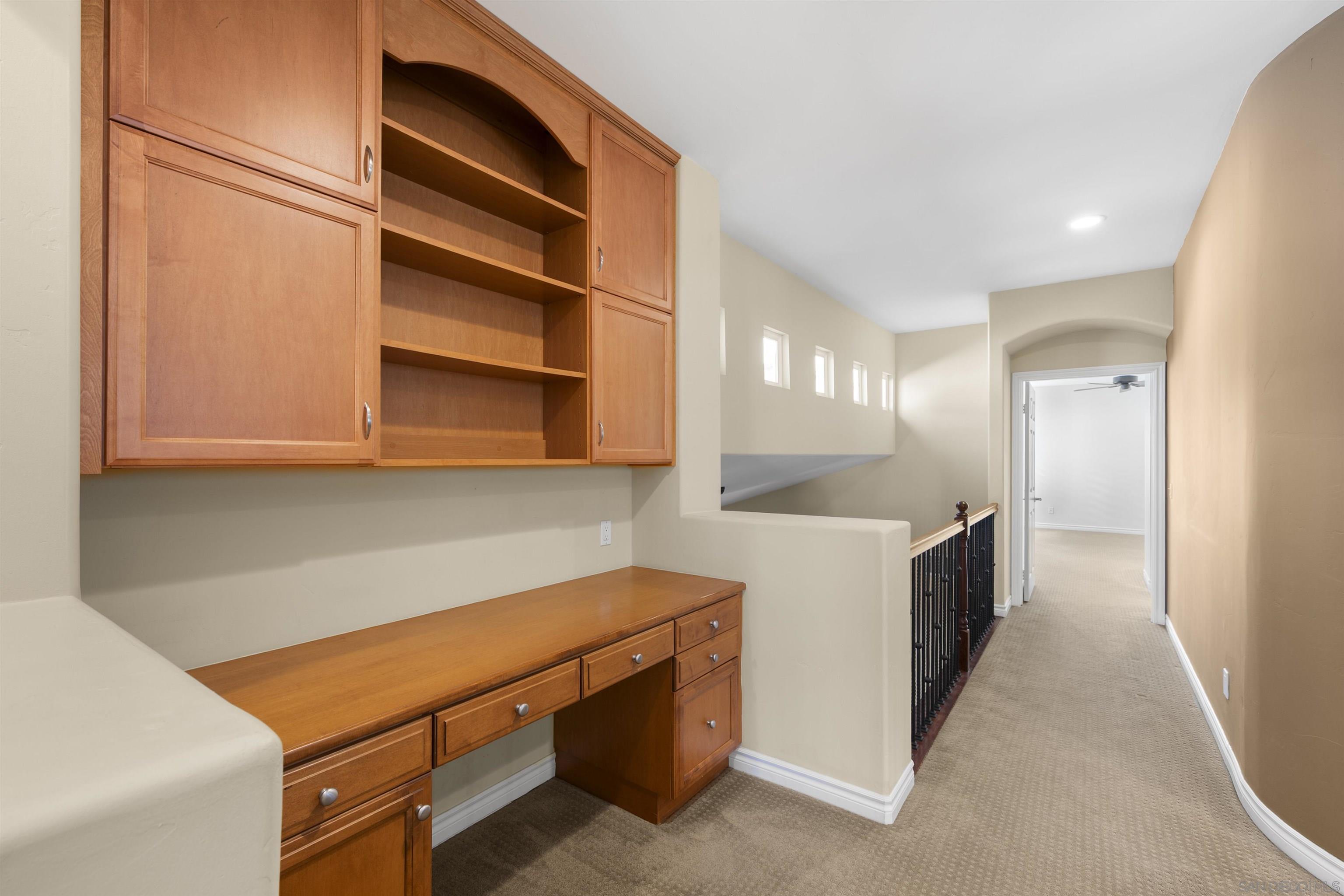 Detail Gallery Image 26 of 54 For 2873 W Bainbridge Rd., San Diego,  CA 92106 - 4 Beds | 3 Baths