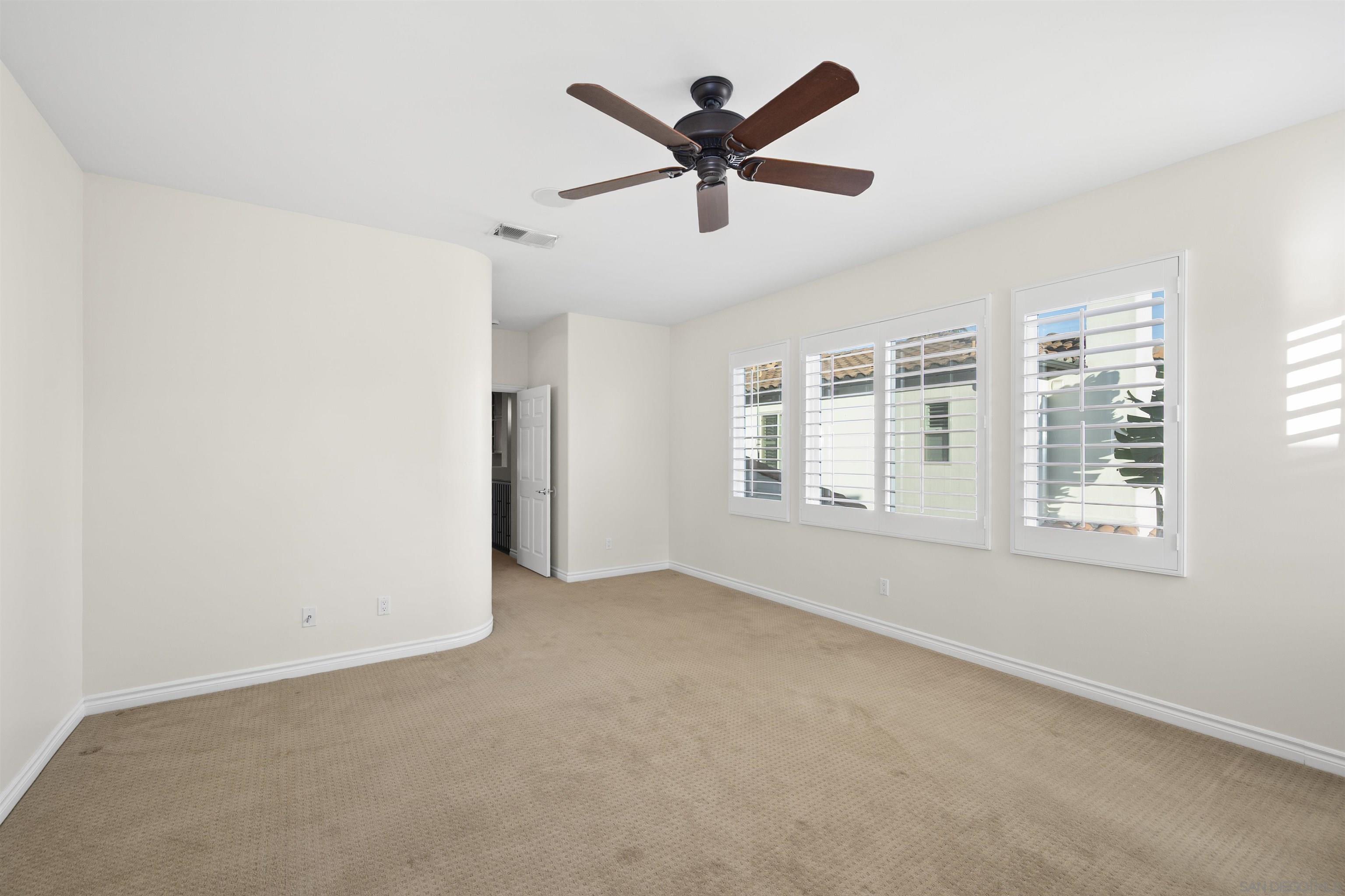 Detail Gallery Image 29 of 54 For 2873 W Bainbridge Rd., San Diego,  CA 92106 - 4 Beds | 3 Baths