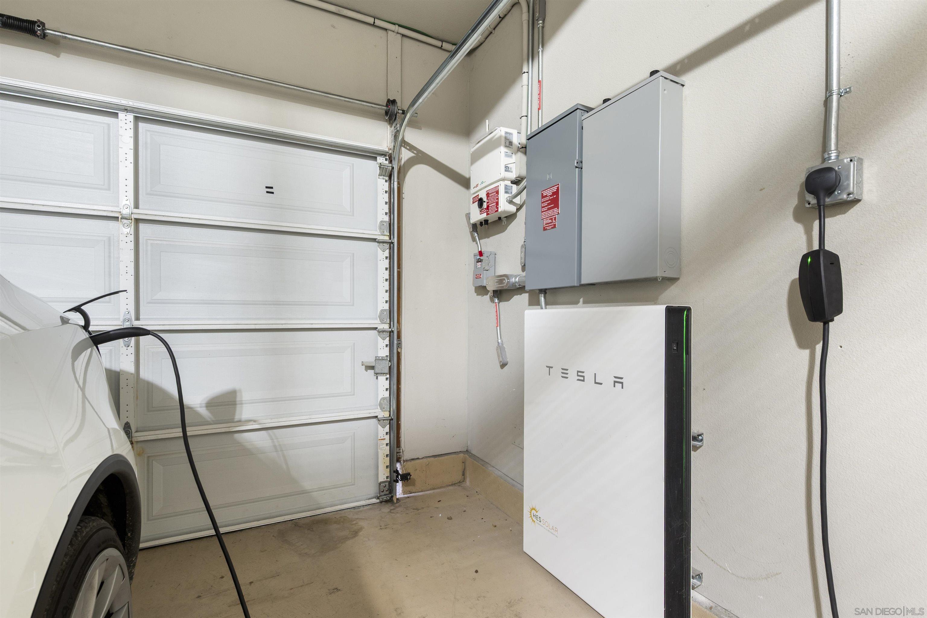 Detail Gallery Image 47 of 54 For 2873 W Bainbridge Rd., San Diego,  CA 92106 - 4 Beds | 3 Baths