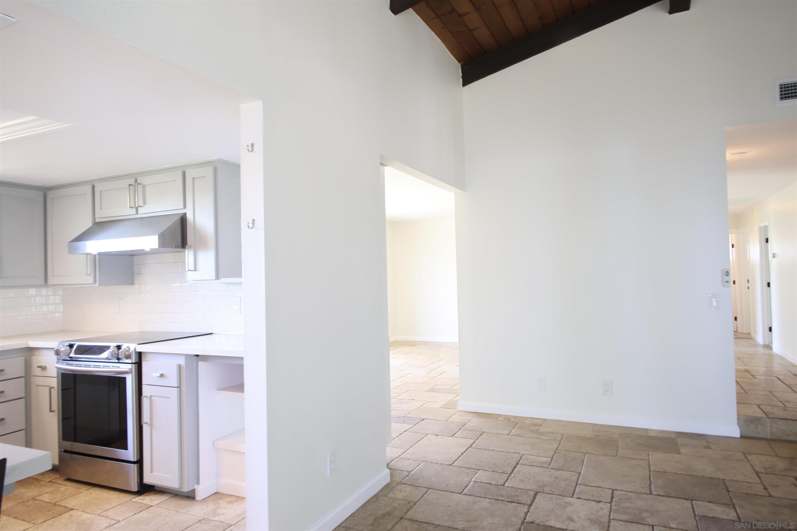 Detail Gallery Image 15 of 73 For 1134  Mcdonald Road, Fallbrook,  CA 92028 - 3 Beds | 2 Baths