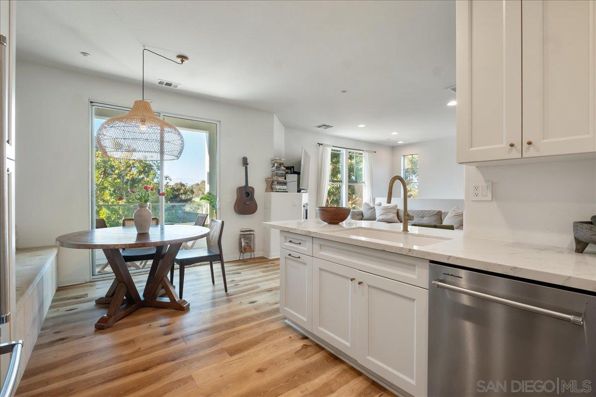 Detail Gallery Image 11 of 38 For 750  Harbor Cliff Way  #102,  Oceanside,  CA 92054 - 2 Beds | 2/1 Baths