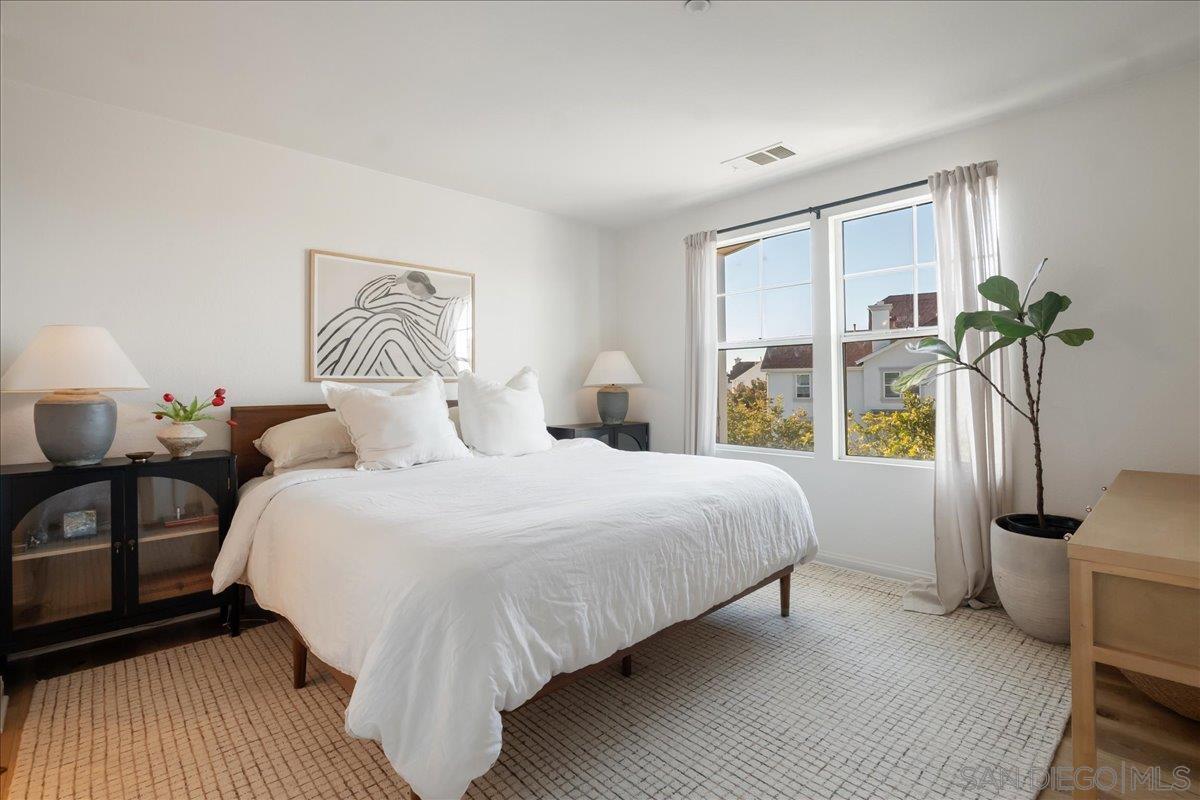 Detail Gallery Image 21 of 38 For 750  Harbor Cliff Way  #102,  Oceanside,  CA 92054 - 2 Beds | 2/1 Baths