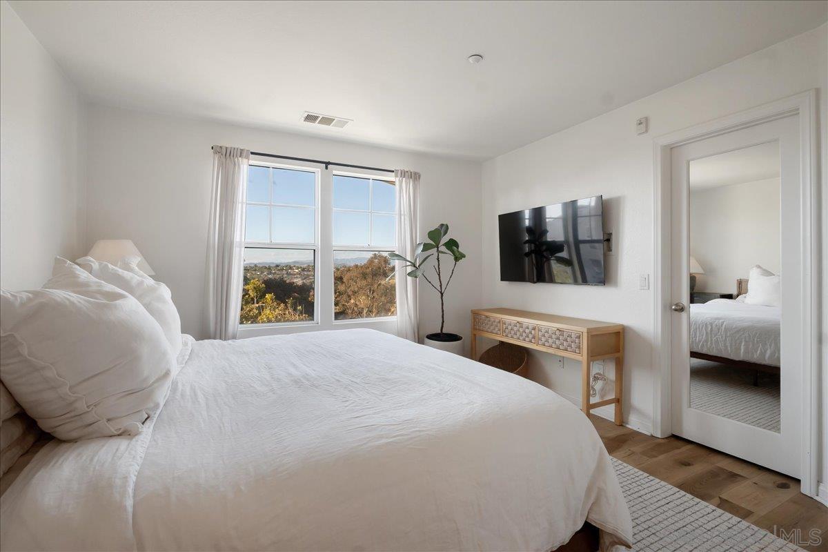 Detail Gallery Image 22 of 38 For 750  Harbor Cliff Way  #102,  Oceanside,  CA 92054 - 2 Beds | 2/1 Baths