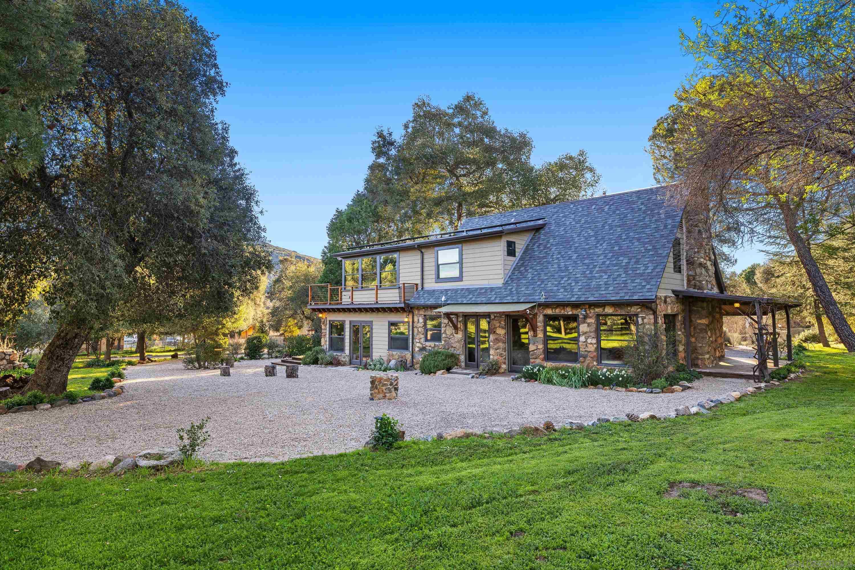 Front Image Thumbnail for SD260007752