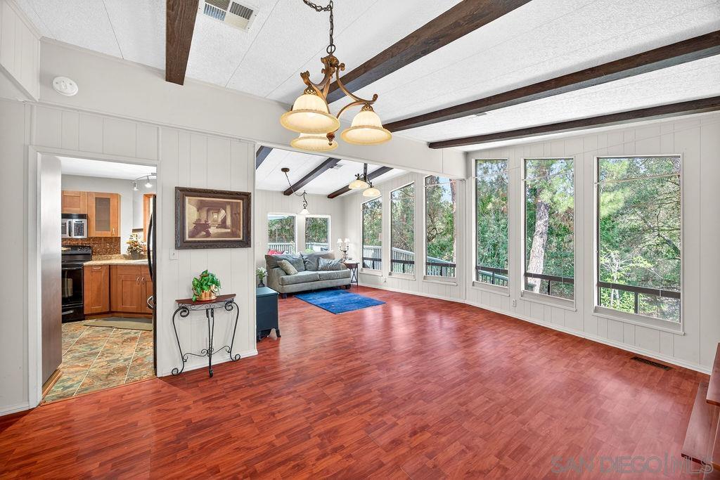 Detail Gallery Image 2 of 50 For 8975  Lawrence Welk Dr Spc 451  #451,  Escondido,  CA 92026 - 2 Beds | 2 Baths