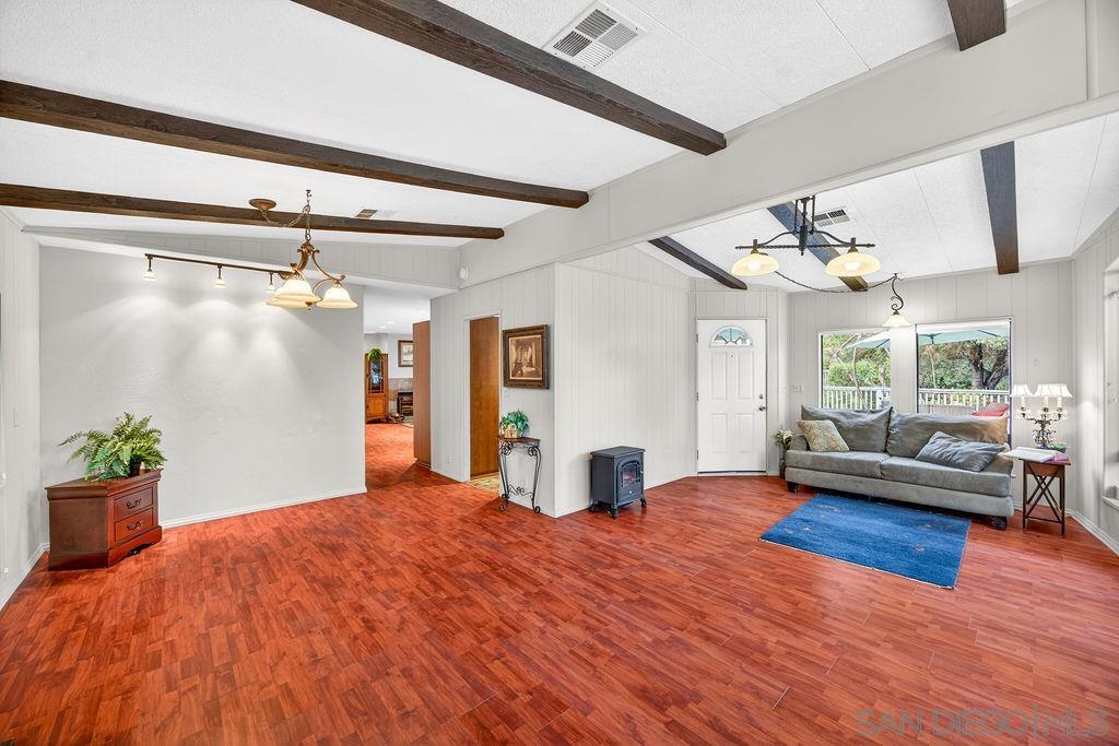 Detail Gallery Image 12 of 50 For 8975  Lawrence Welk Dr Spc 451  #451,  Escondido,  CA 92026 - 2 Beds | 2 Baths