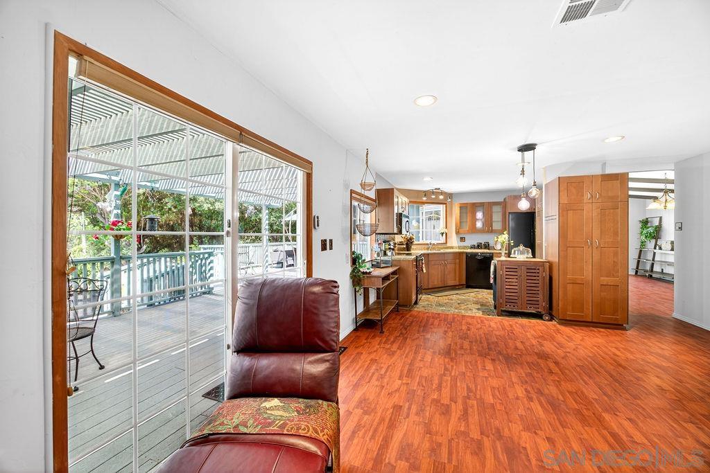 Detail Gallery Image 16 of 50 For 8975  Lawrence Welk Dr Spc 451  #451,  Escondido,  CA 92026 - 2 Beds | 2 Baths