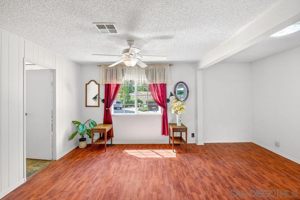 Detail Gallery Image 21 of 50 For 8975  Lawrence Welk Dr Spc 451  #451,  Escondido,  CA 92026 - 2 Beds | 2 Baths