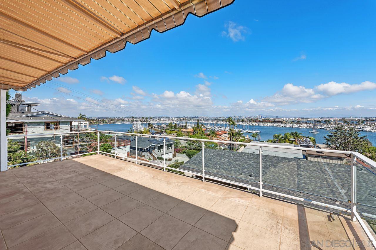 Detail Gallery Image 18 of 48 For 595  Rosecrans Street, San Diego,  CA 92106 - 4 Beds | 2/1 Baths