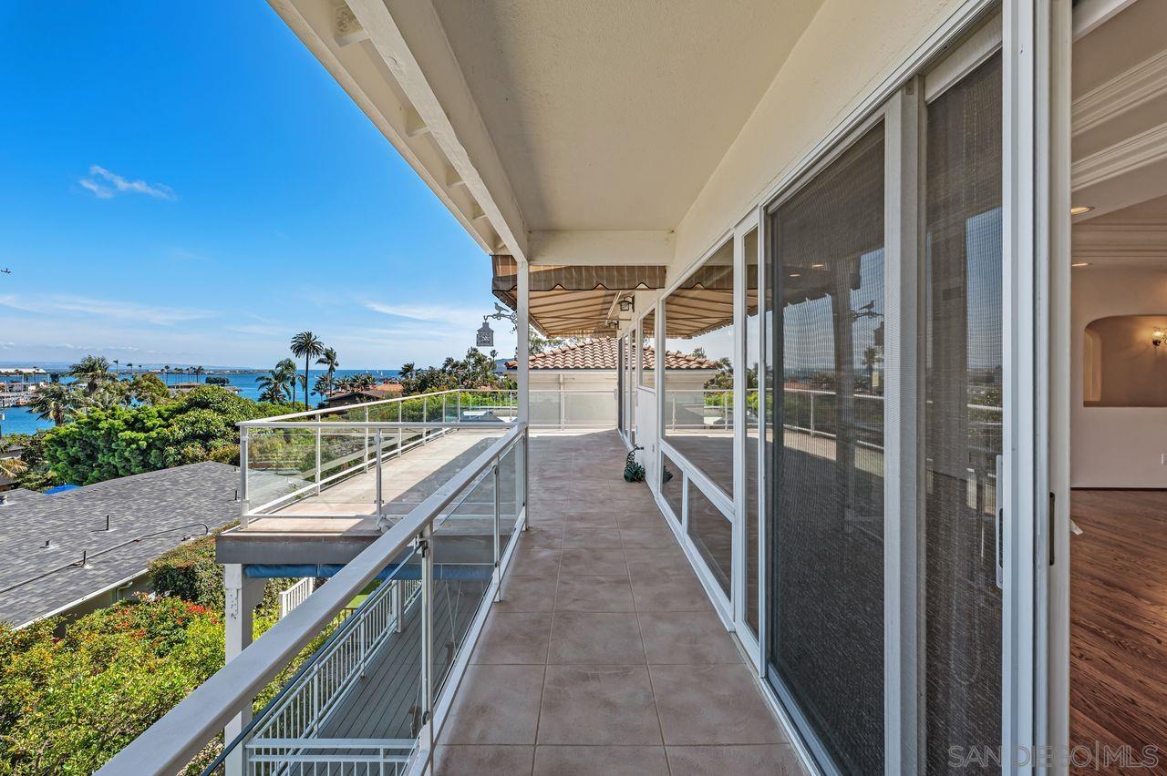 Detail Gallery Image 20 of 48 For 595  Rosecrans Street, San Diego,  CA 92106 - 4 Beds | 2/1 Baths