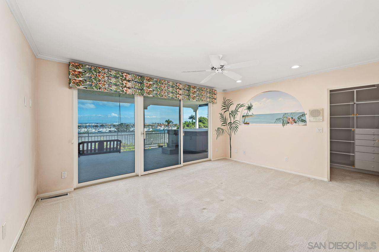 Detail Gallery Image 23 of 48 For 595  Rosecrans Street, San Diego,  CA 92106 - 4 Beds | 2/1 Baths