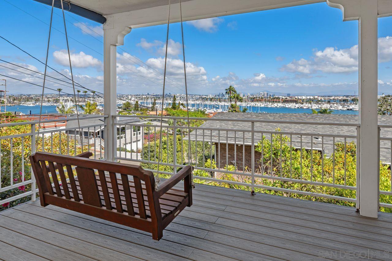Detail Gallery Image 26 of 48 For 595  Rosecrans Street, San Diego,  CA 92106 - 4 Beds | 2/1 Baths