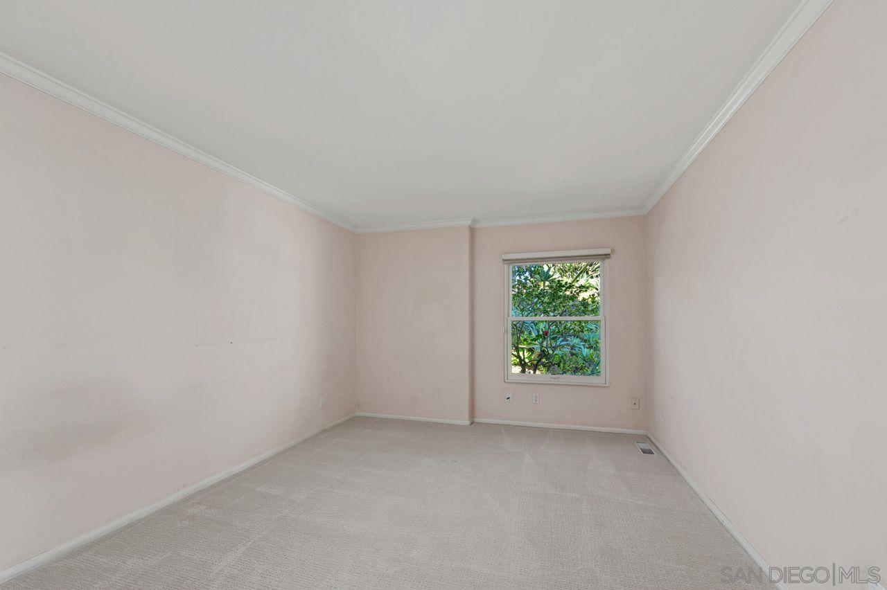 Detail Gallery Image 30 of 48 For 595  Rosecrans Street, San Diego,  CA 92106 - 4 Beds | 2/1 Baths