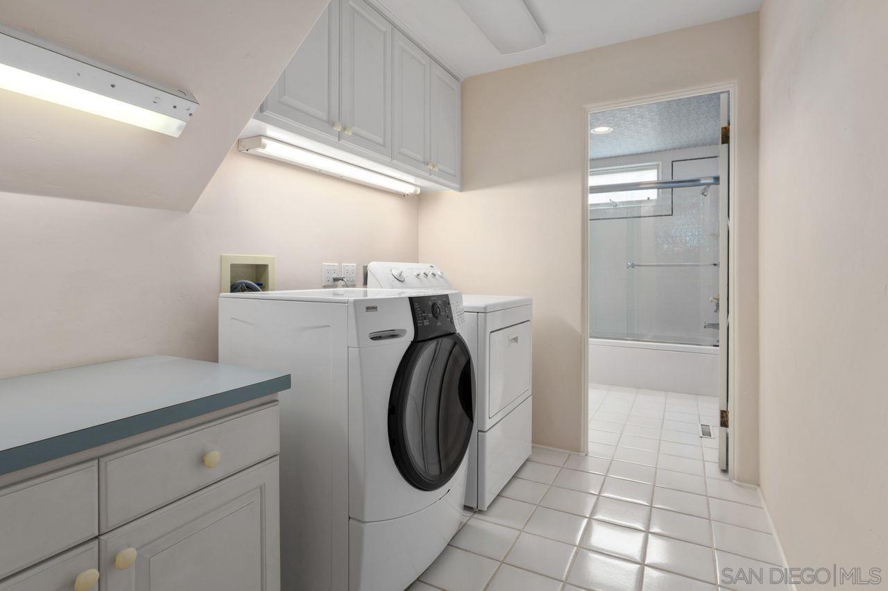 Detail Gallery Image 32 of 48 For 595  Rosecrans Street, San Diego,  CA 92106 - 4 Beds | 2/1 Baths