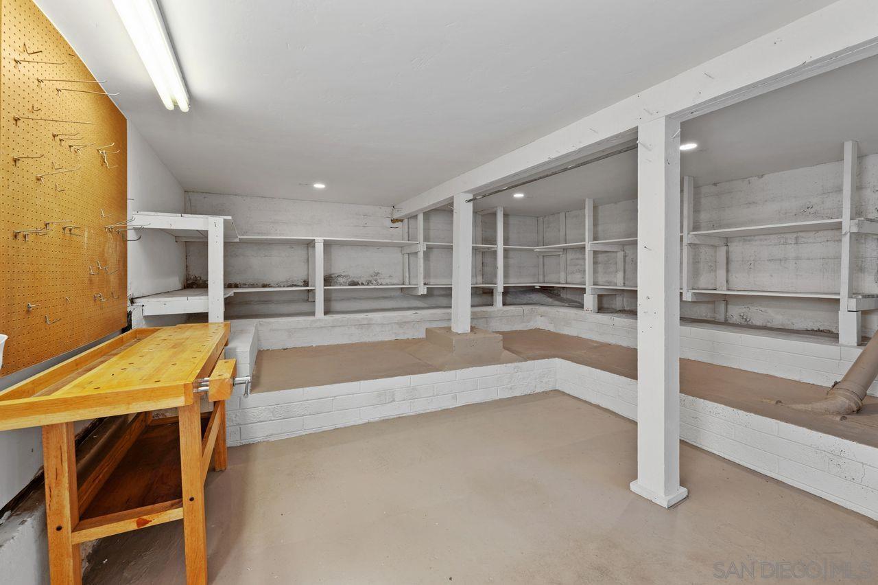 Detail Gallery Image 35 of 48 For 595  Rosecrans Street, San Diego,  CA 92106 - 4 Beds | 2/1 Baths