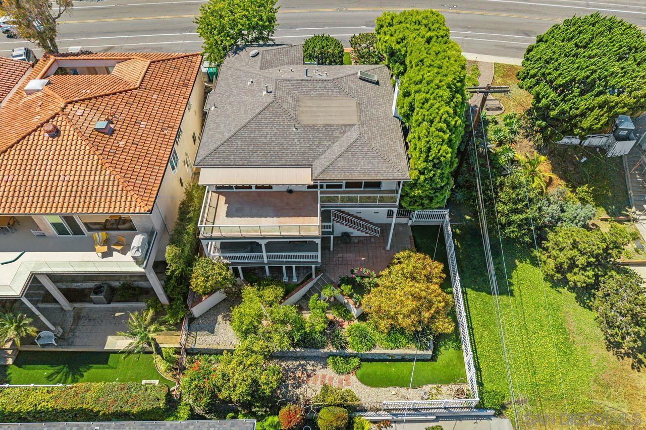 Detail Gallery Image 38 of 48 For 595  Rosecrans Street, San Diego,  CA 92106 - 4 Beds | 2/1 Baths