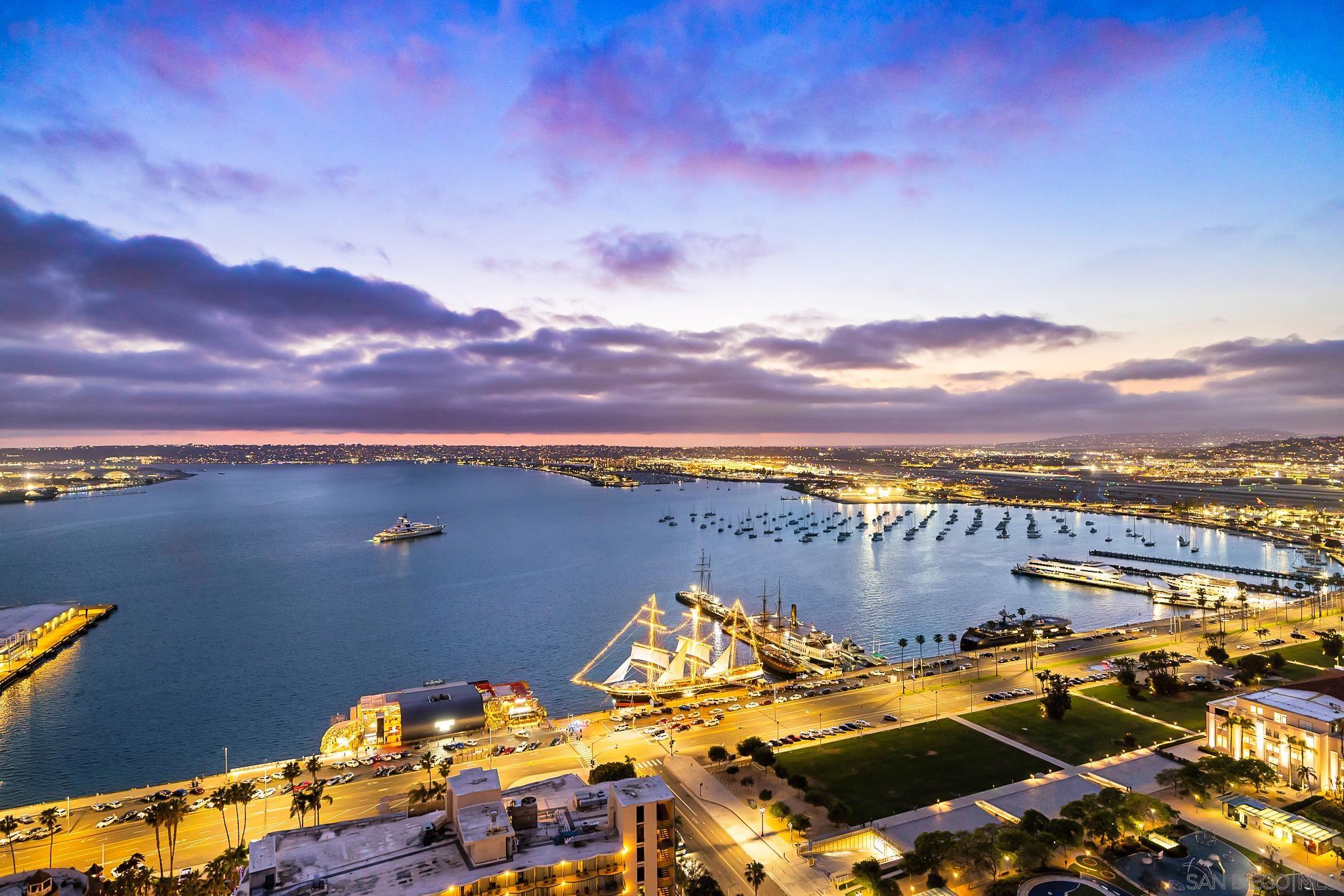 Detail Gallery Image 15 of 45 For 1325  Pacific Hwy  #3301,  San Diego,  CA 92101 - 2 Beds | 2/1 Baths