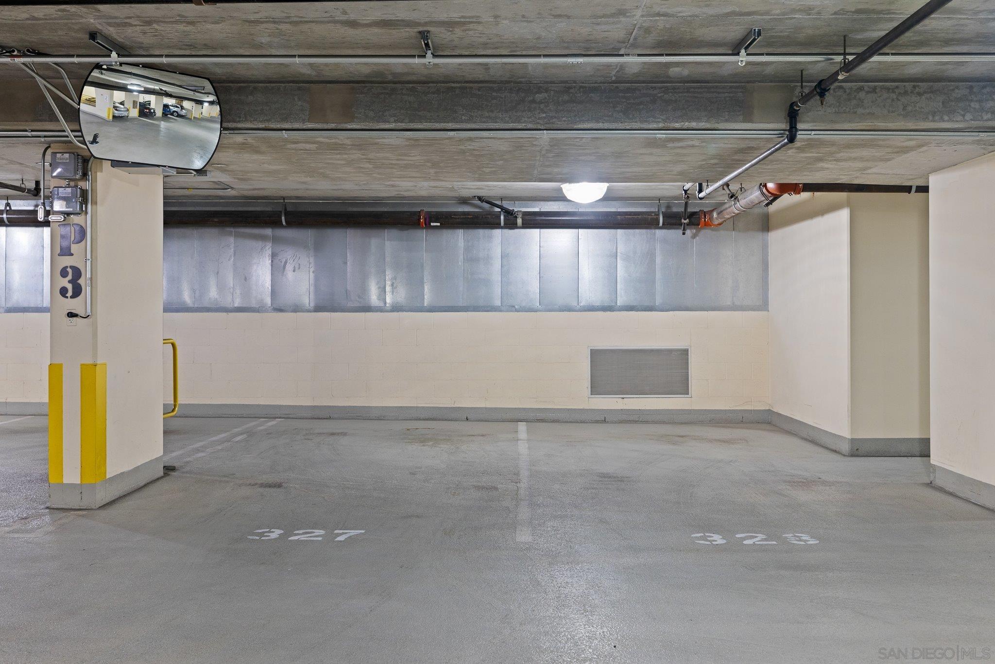 Detail Gallery Image 45 of 45 For 1325  Pacific Hwy  #3301,  San Diego,  CA 92101 - 2 Beds | 2/1 Baths