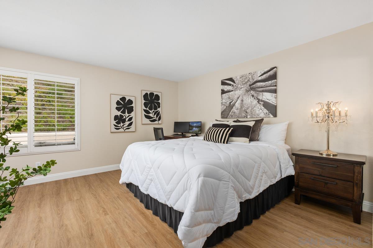 Detail Gallery Image 11 of 53 For 17939  Avenida Alozdra, San Diego,  CA 92128 - 2 Beds | 2 Baths