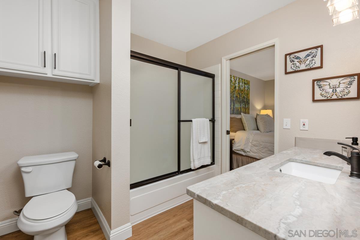 Detail Gallery Image 17 of 53 For 17939  Avenida Alozdra, San Diego,  CA 92128 - 2 Beds | 2 Baths