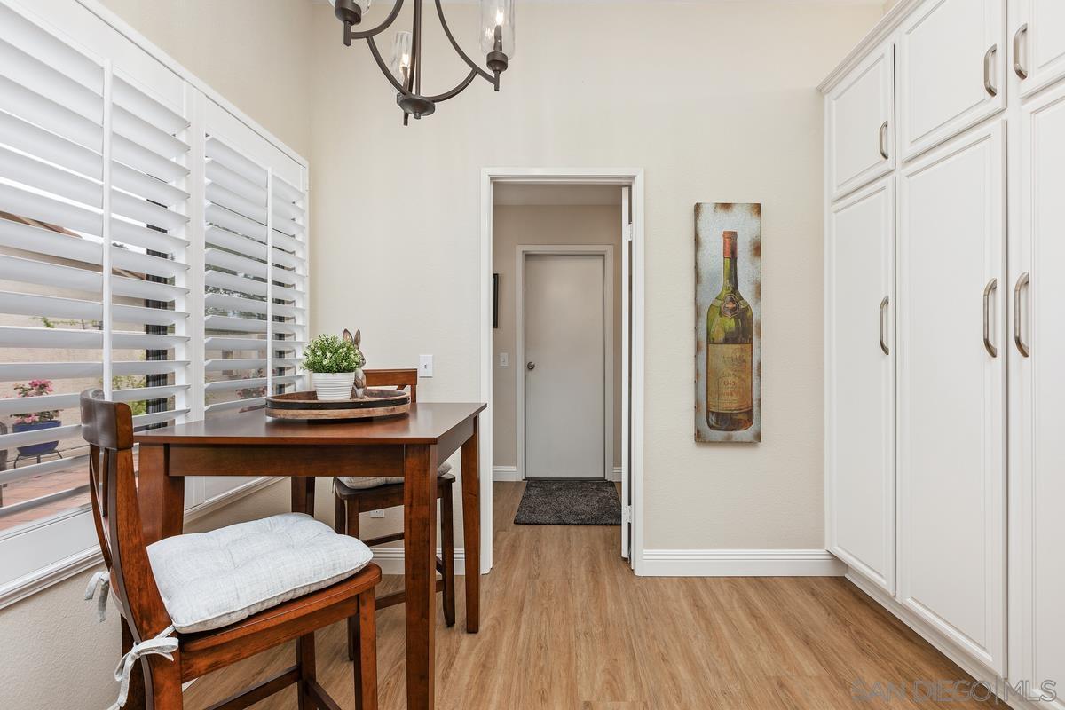 Detail Gallery Image 24 of 53 For 17939  Avenida Alozdra, San Diego,  CA 92128 - 2 Beds | 2 Baths