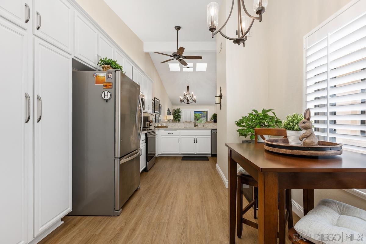 Detail Gallery Image 25 of 53 For 17939  Avenida Alozdra, San Diego,  CA 92128 - 2 Beds | 2 Baths