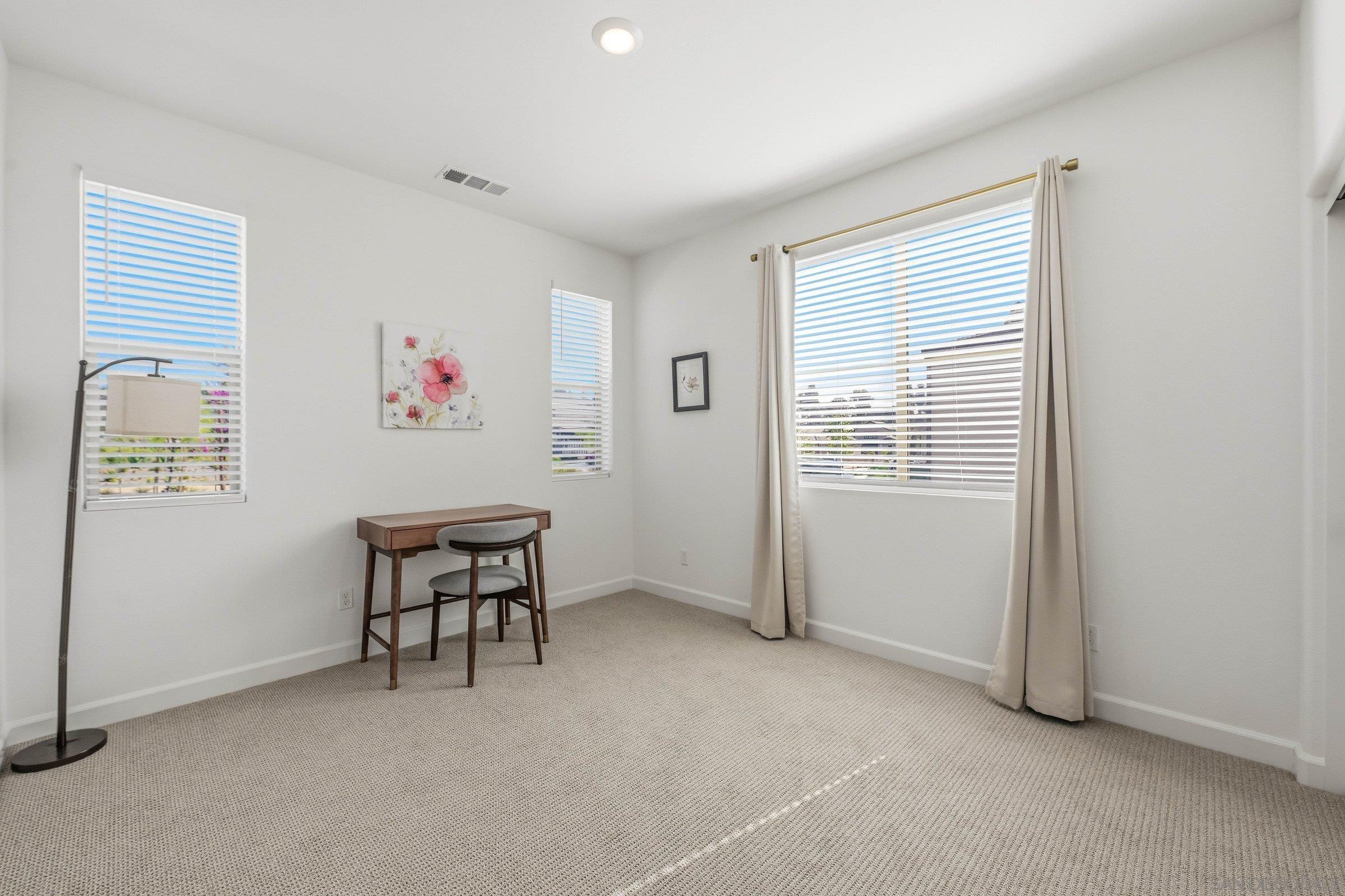 Detail Gallery Image 28 of 35 For 15159  Leia Way, San Diego,  CA 92129 - 4 Beds | 3 Baths