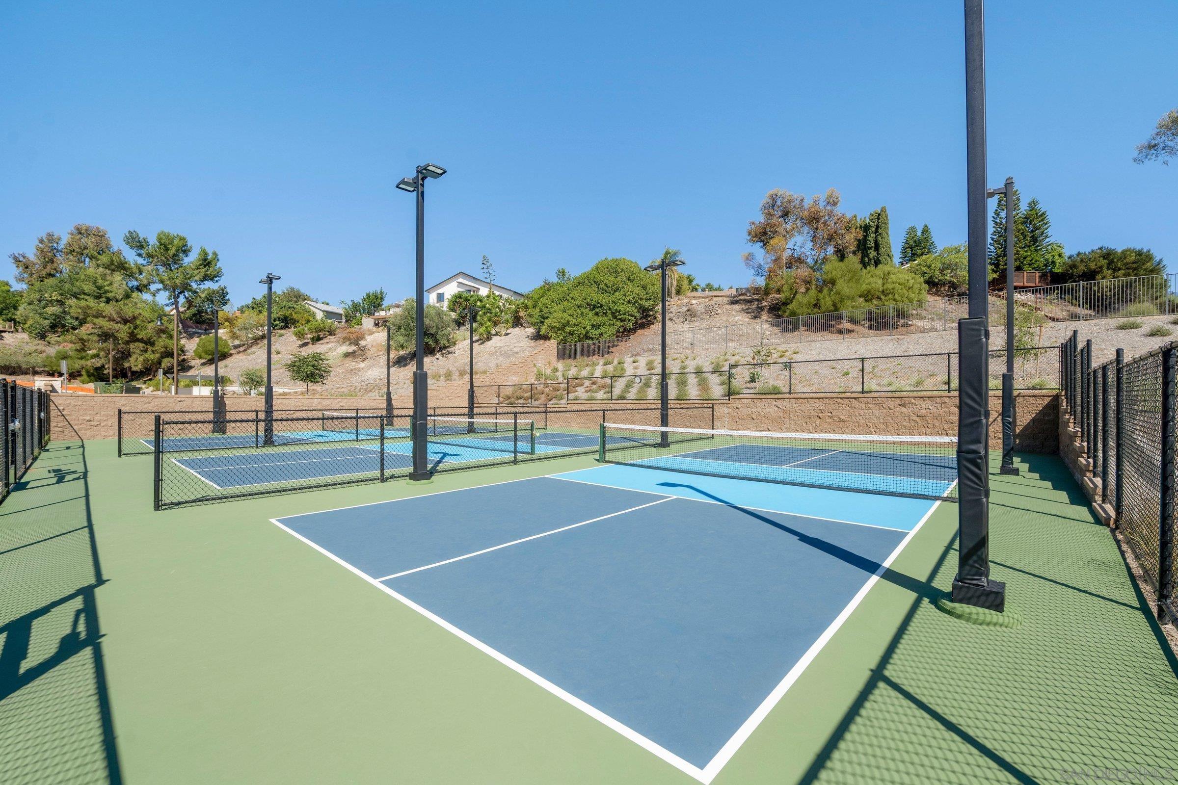 Detail Gallery Image 35 of 35 For 15159  Leia Way, San Diego,  CA 92129 - 4 Beds | 3 Baths