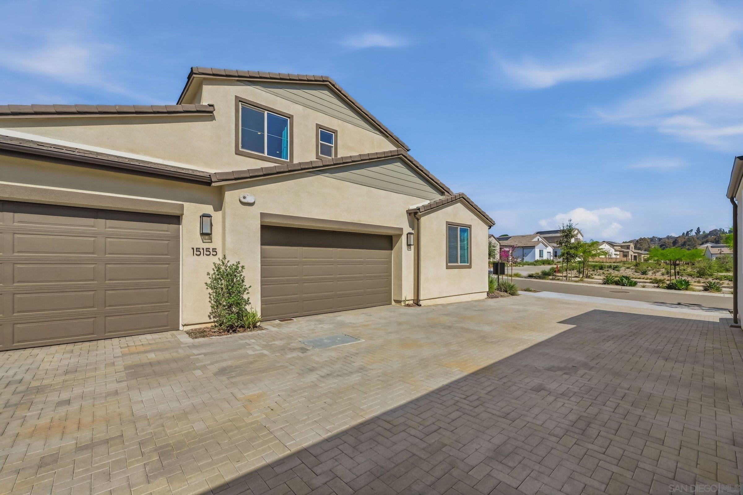 Detail Gallery Image 6 of 35 For 15159  Leia Way, San Diego,  CA 92129 - 4 Beds | 3 Baths