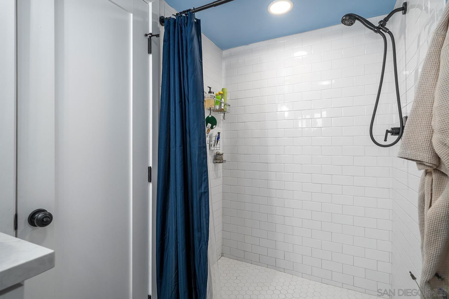 Detail Gallery Image 71 of 75 For 3109  Hawk, San Diego,  CA 92103 - – Beds | – Baths