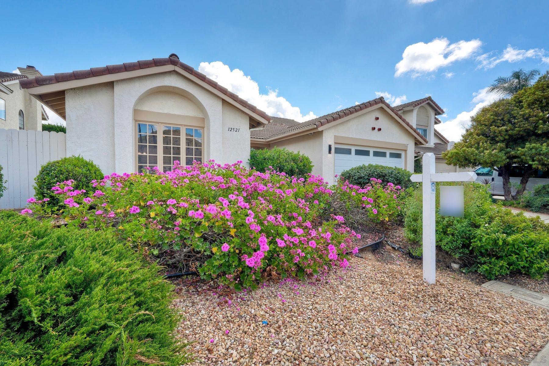 Detail Gallery Image 2 of 37 For 12521  Camberwell Court, San Diego,  CA 92128 - 4 Beds | 2 Baths