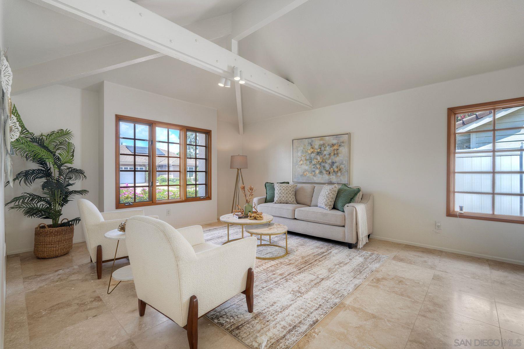 Detail Gallery Image 4 of 37 For 12521  Camberwell Court, San Diego,  CA 92128 - 4 Beds | 2 Baths