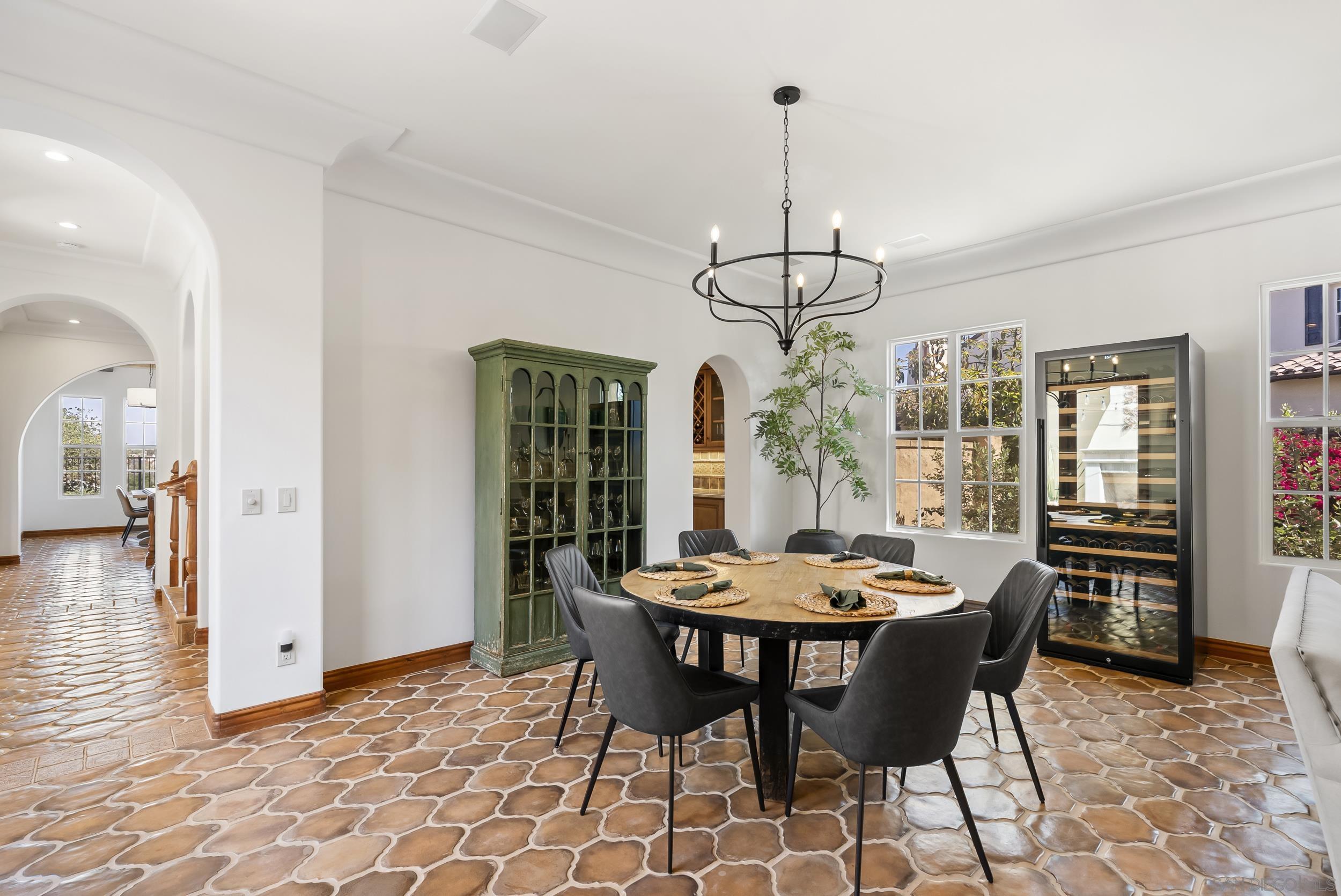 Detail Gallery Image 7 of 28 For 7836  Vista Lazanja, San Diego,  CA 92127 - 4 Beds | 3/1 Baths