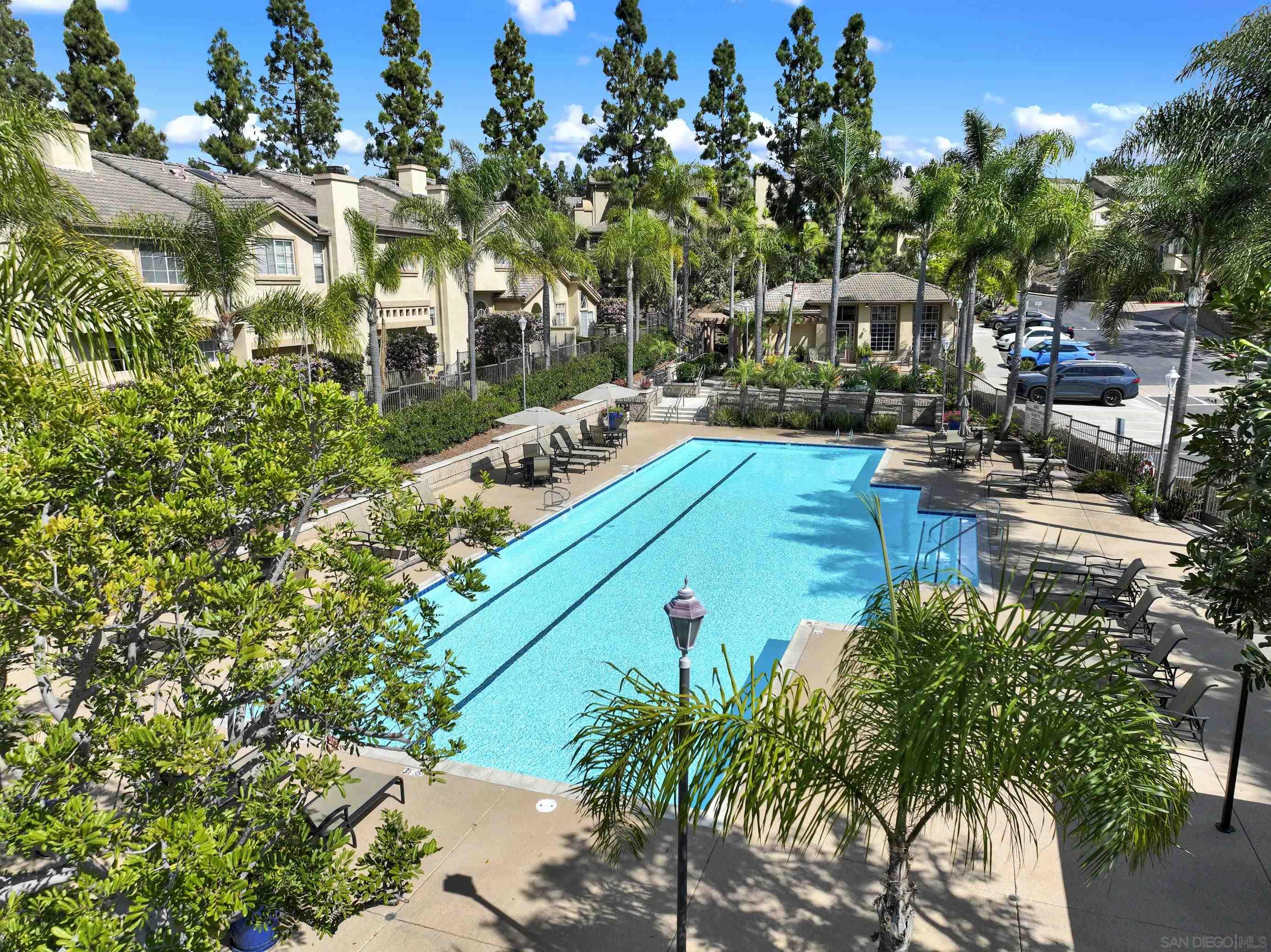 Detail Gallery Image 22 of 25 For 12523  El Camino Real  a,  San Diego,  CA 92130 - 3 Beds | 3 Baths