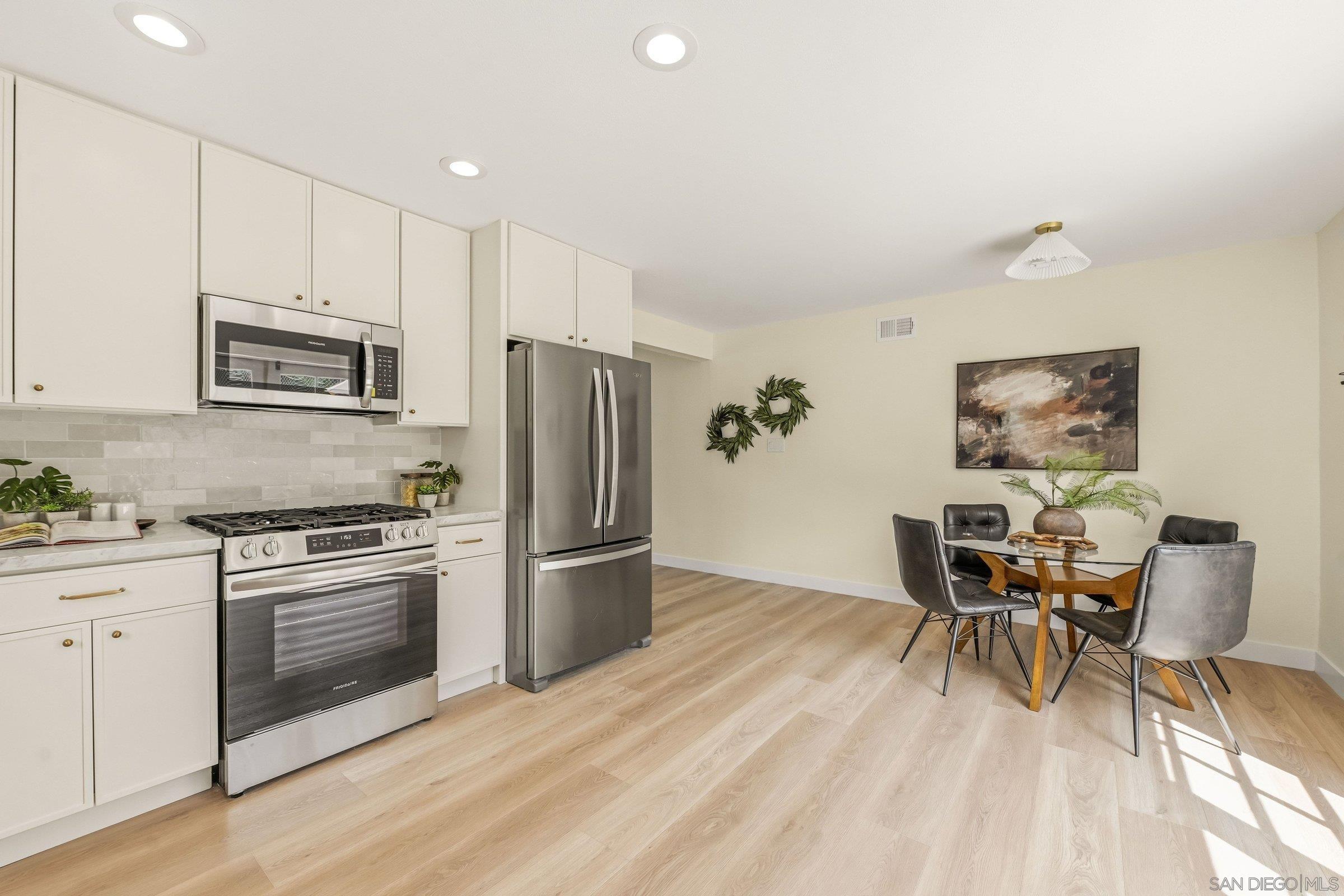 Detail Gallery Image 20 of 45 For 3263  Roberta Ln, Oceanside,  CA 92054 - 4 Beds | 2 Baths