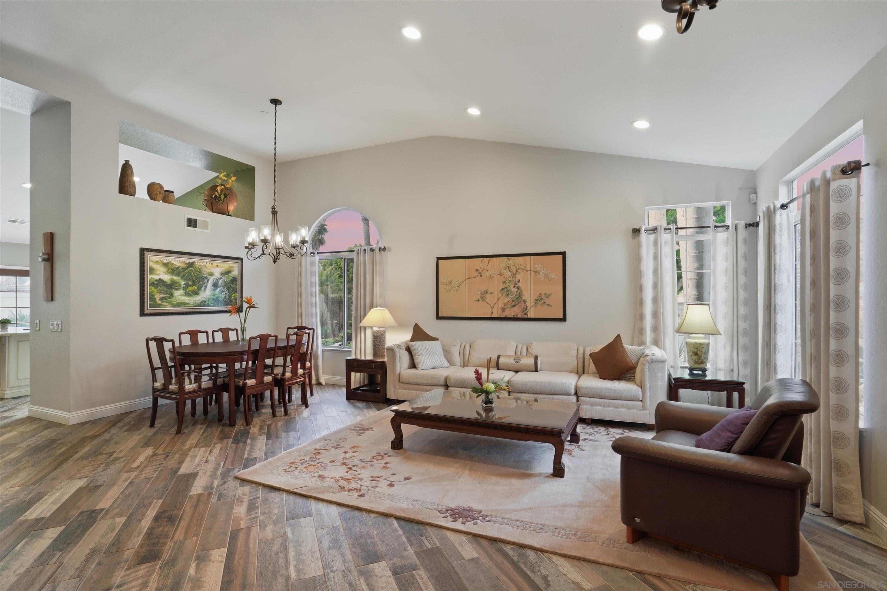 Detail Gallery Image 2 of 39 For 397  Moonstone Bay, Oceanside,  CA 92057 - 4 Beds | 2 Baths